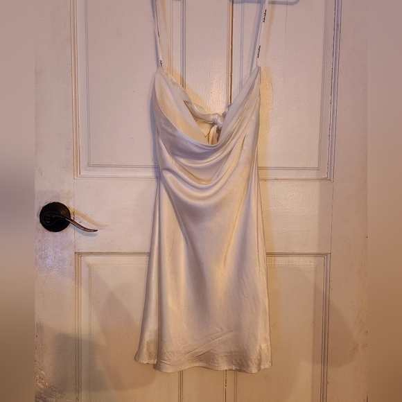 NWT For Love And Lemons White Strapless Satin Backless Mini Dress Size Large - Picture 2 of 8